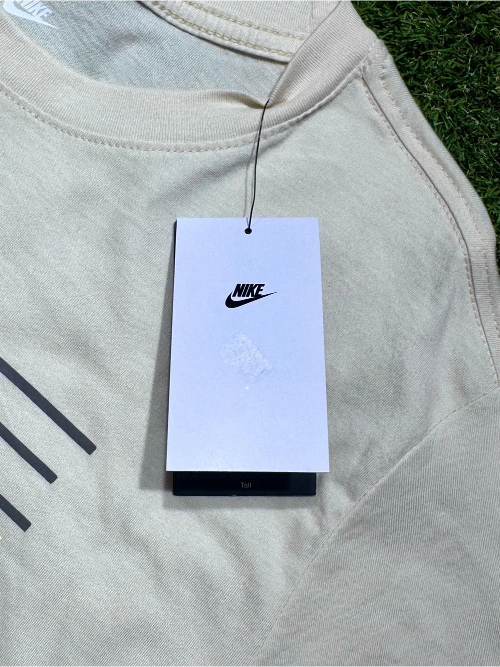 Nike Sportswear The Nike Tee Graphic Print Men’s T-Shirt Large Tall Beige NWT